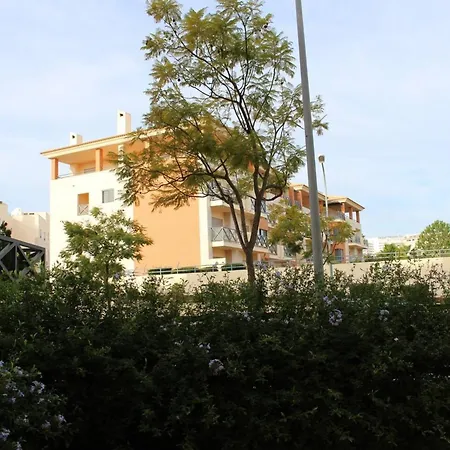 Daire Spacious In 200 M² With Shared Pool Albufeira