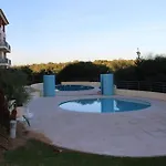 Lägenhet Spacious In 200 M² With Shared Pool Albufeira