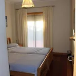Spacious In 200 M² With Shared Pool Lejlighed Albufeira