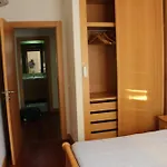 Lägenhet Spacious In 200 M² With Shared Pool *