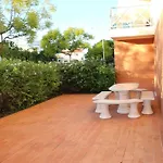 Spacious In 200 M² With Shared Pool Albufeira