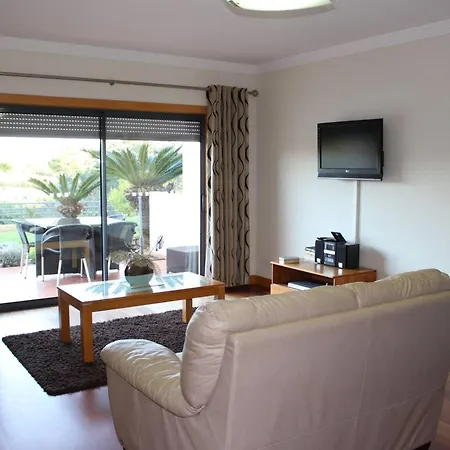 Spacious In 200 M² With Shared Pool *