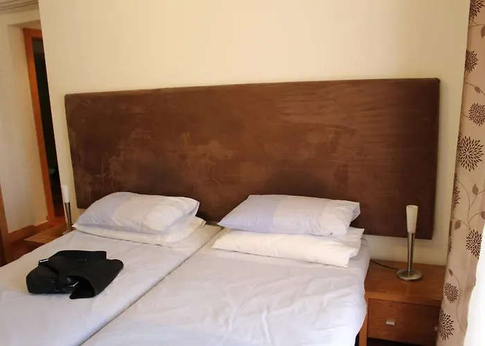 Spacious In 200 M² With Shared Pool Apartment Albufeira