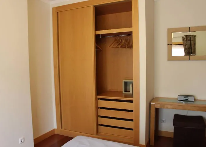 Spacious In 200 M² With Shared Pool Apartment *