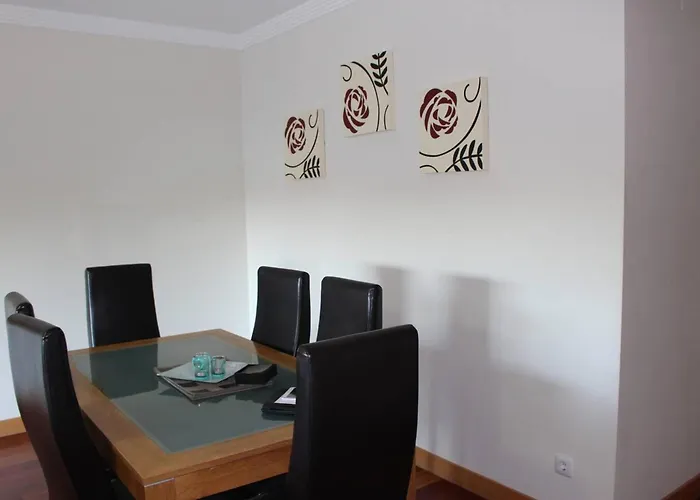 Spacious In 200 M² With Shared Pool Apartment *